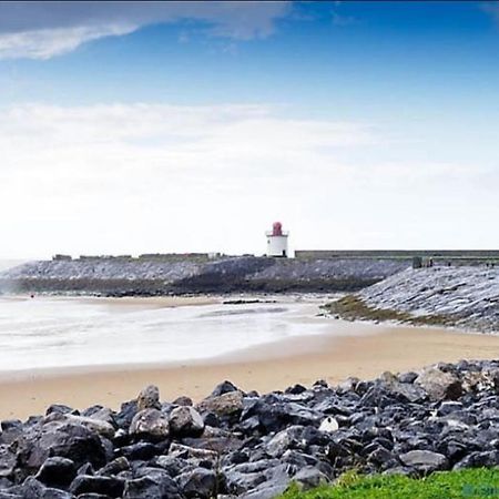 Harbour Loft! Newly Refurbished 3 Bed Flat! Apartman Burry Port Kültér fotó