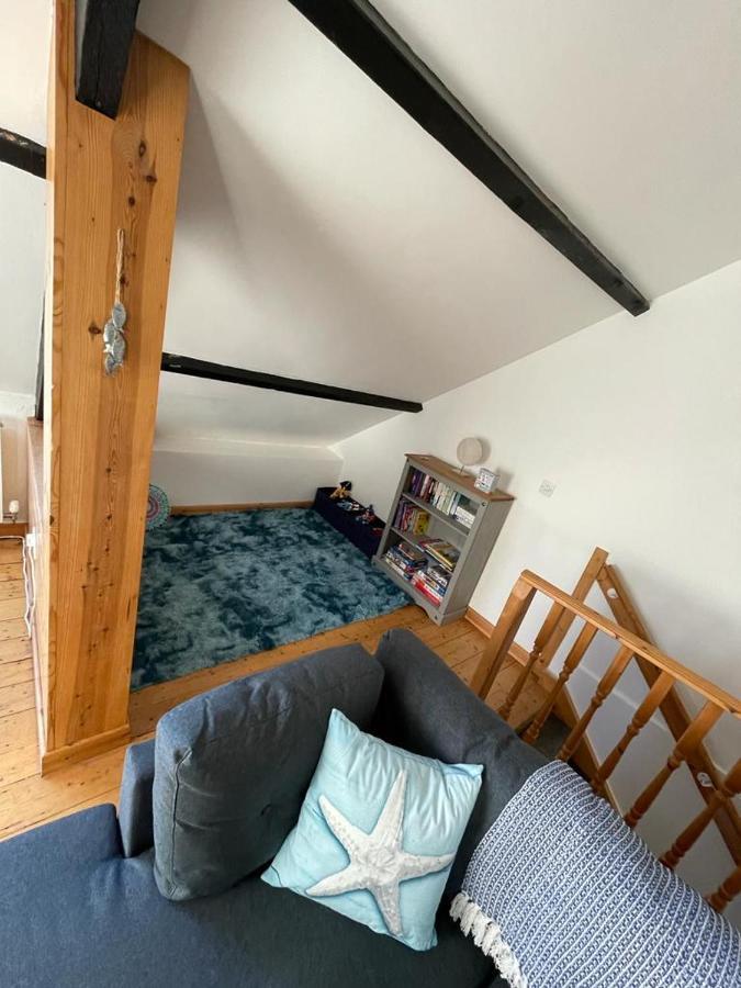 Harbour Loft! Newly Refurbished 3 Bed Flat! Apartman Burry Port Kültér fotó