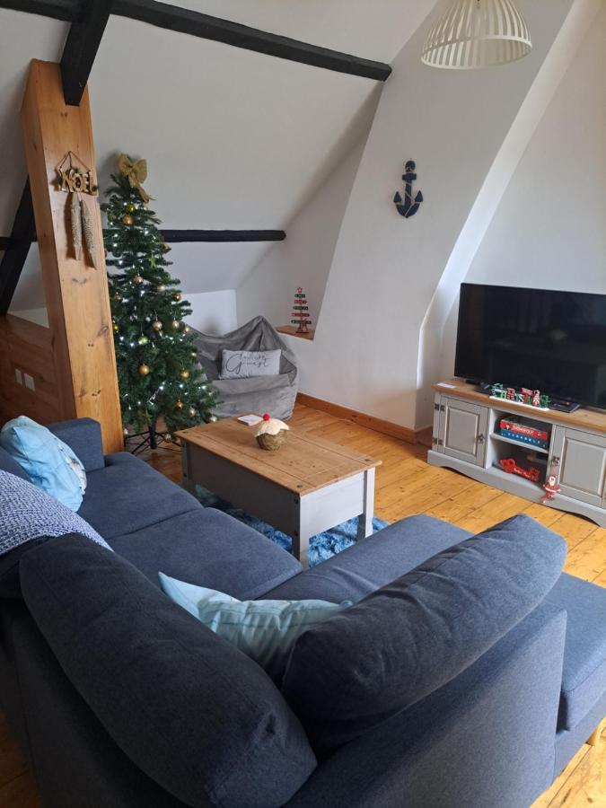 Harbour Loft! Newly Refurbished 3 Bed Flat! Apartman Burry Port Kültér fotó